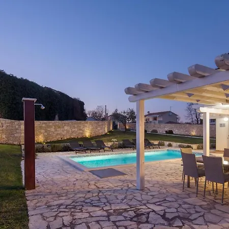 Villa Novena Ii Rojnići